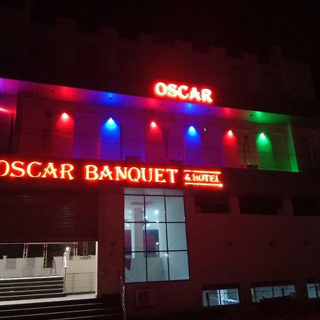 Oscar Banquet&Hotel Kālka Exterior foto